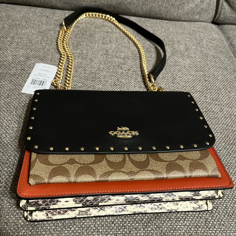 Coach Crossbody - Picture 1 of 16